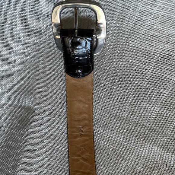 Coach Small Alligator 1 1/2" width Brown belt - Picture 6 of 6